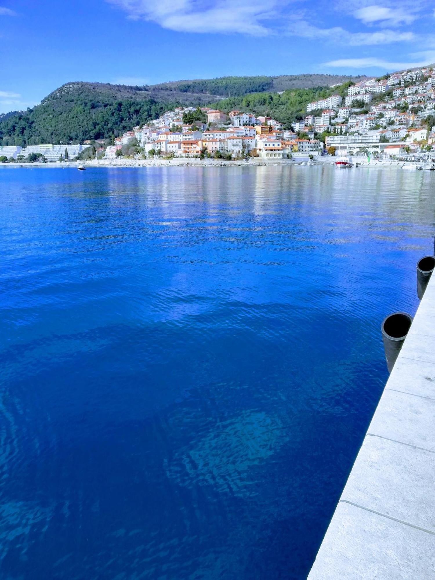 Mare Losinjska 16