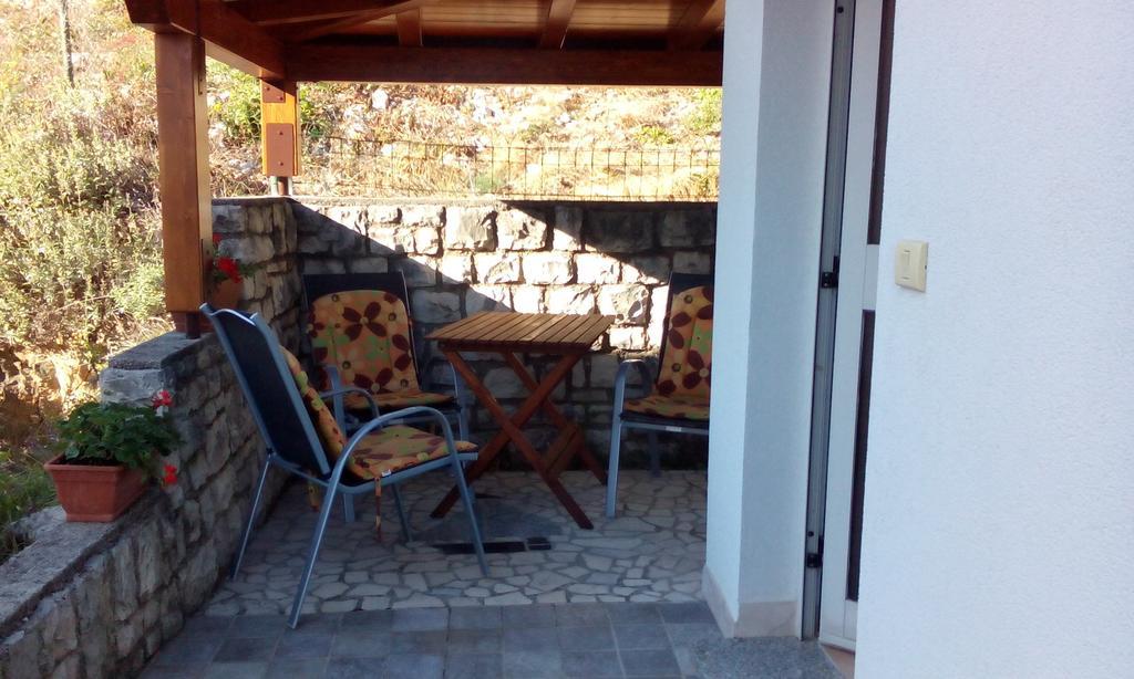 Mare Losinjska 16 *